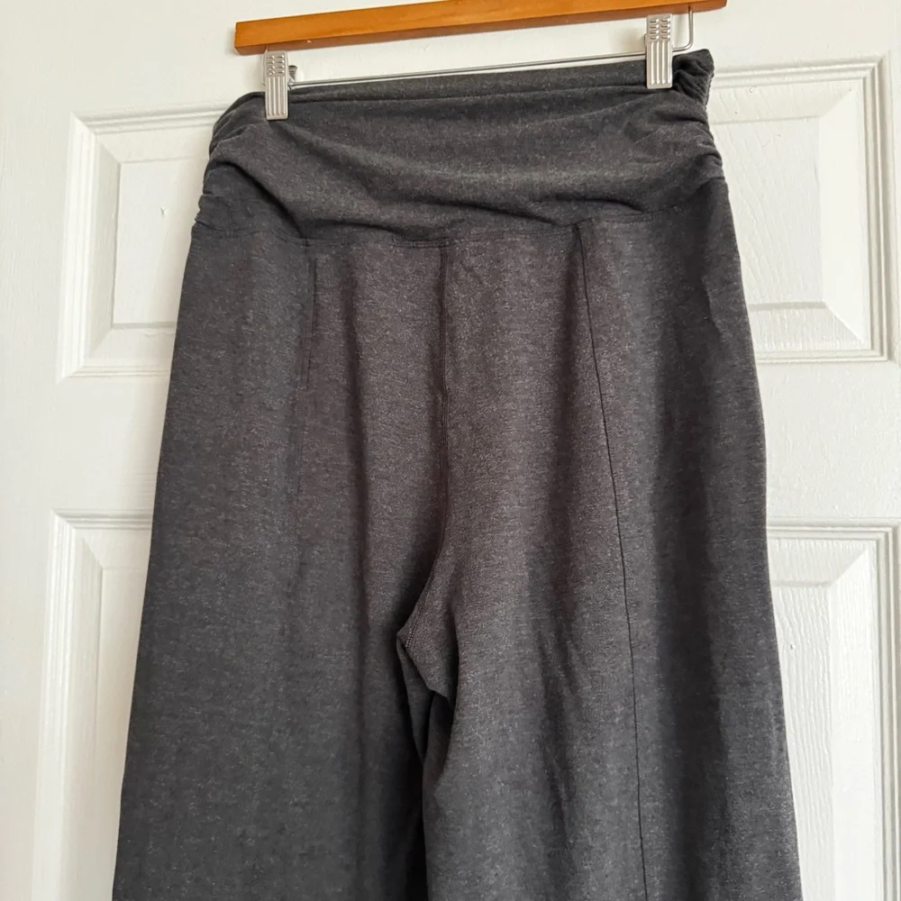 lululemon Take It Easy Pants - Picture 6 of 7